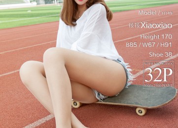 [LIGUI丽柜] Model 筱筱 - 操场上的滑板少女[33P]
